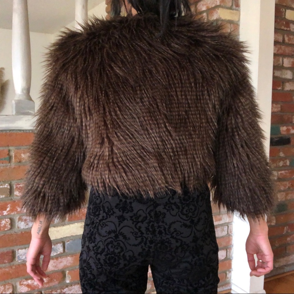 SOLD Vintage Y2K Bebe Faux Fur Cropped Jacket - Picture 2 of 6